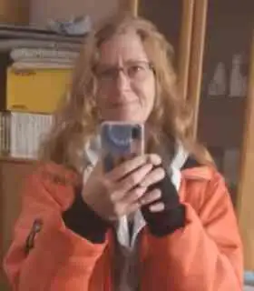 Profile picture of Ella